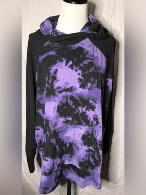 Lularoe Purple & Black Tie-Dye Hooded Pullover